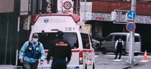 静岡県三島市 三島駅南口すぐ近くの路地で30代男性が刺され死亡する殺人事件「三島駅前に規制線が貼られてる」3月7日 | まとめ部